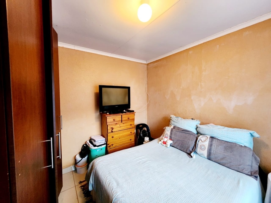 2 Bedroom Property for Sale in Tlhabane West North West